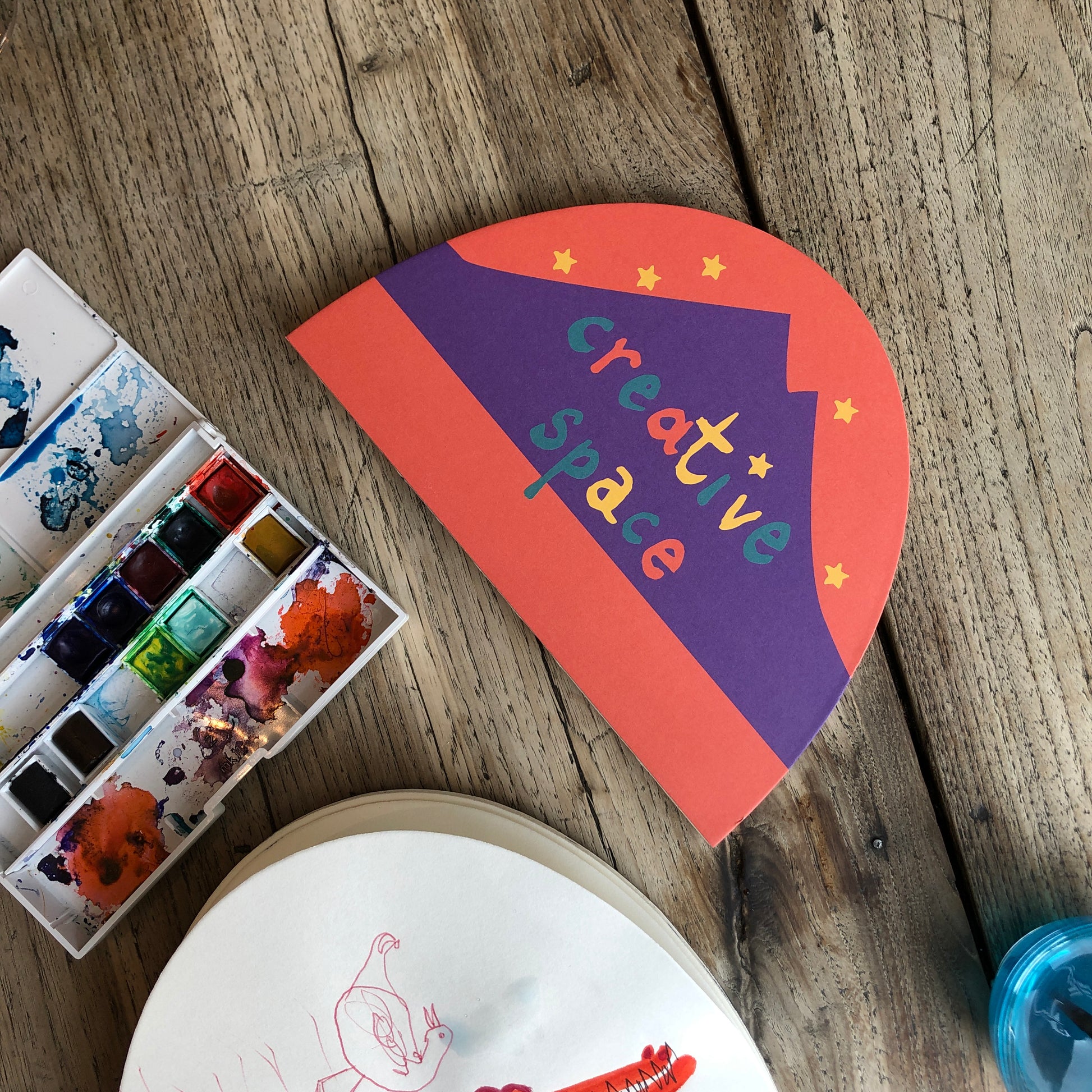 Orange and purple Artist sketchbooks ideal for sketching drawing painting, multimedia. Perfect for creative projects and neurodiverse profiles.